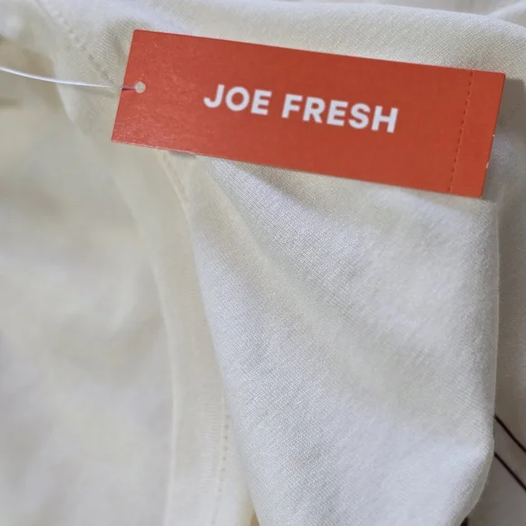 NEW! Joe Fresh Women's Graphic T-Shirt Size XL - Picture 10 of 10